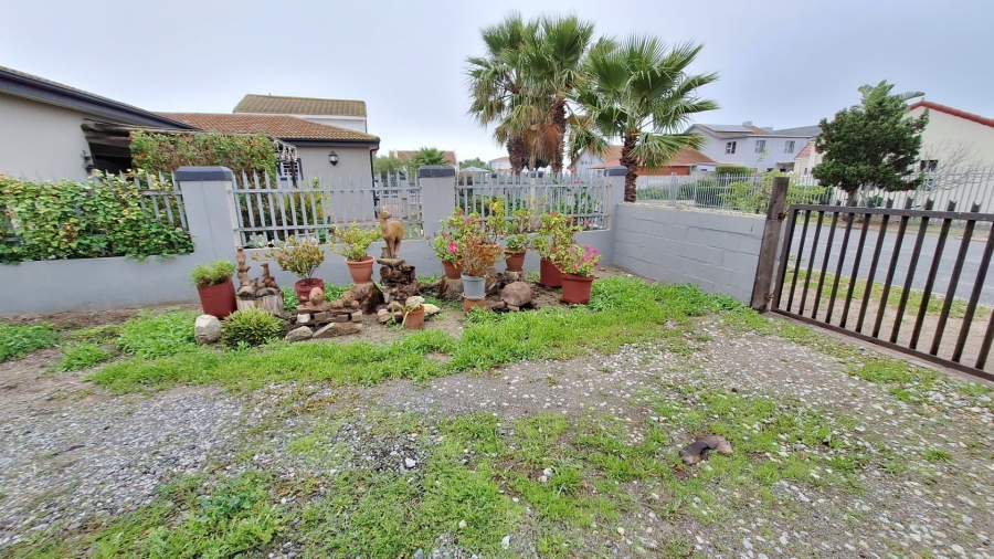 3 Bedroom Property for Sale in Port Owen Western Cape